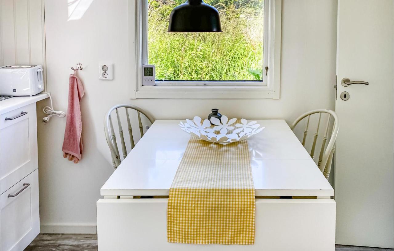 1 Bedroom Nice Home In Varberg Exterior photo